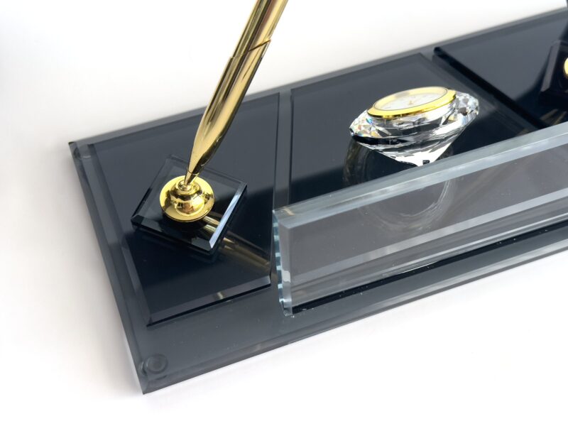 il_fullxfull.6089997976_rkpg-1.jpg Black Crystal Nameplate | 1.77 x 5.90 in | Gold Pen Set