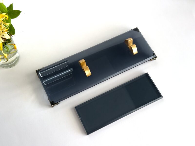 il_fullxfull.6093688484_gyre.jpg Executive Desk Sign 1.77 x 5.90 in | Minimalist Card Holder