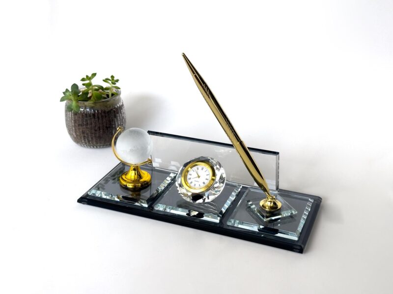 Personalized Executive Gift for Office 1.77 x 5.90 inches Black Crystal Desk Name Plate with Pen and Globe