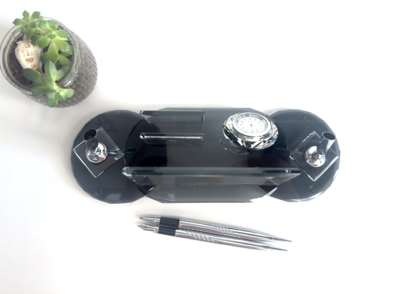 il_fullxfull.6141415775_t0he.jpg Custom Glass Desk Name Plate | 1.77 x 5.90 in | Oval Silver Edition