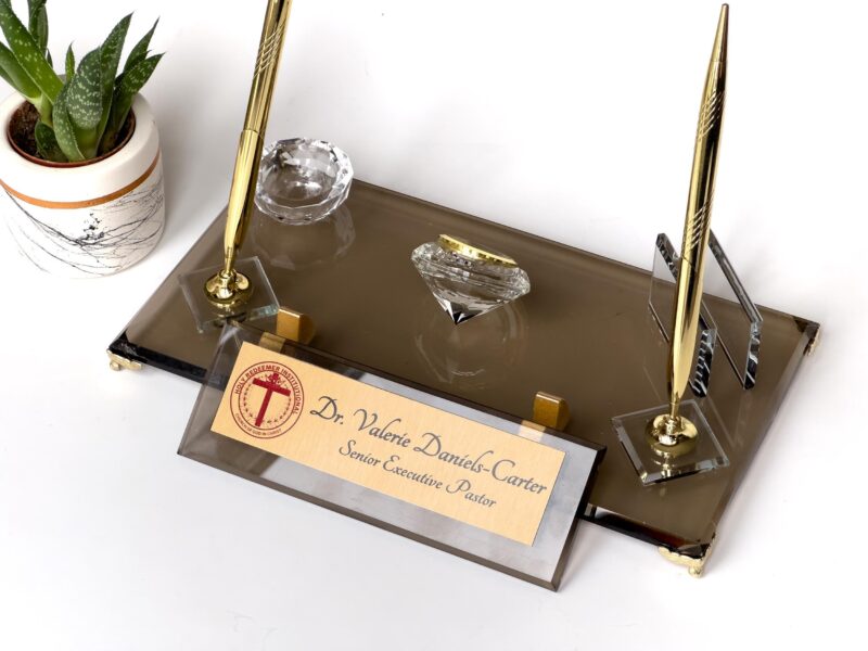 Custom Pastor Gift 1.77 x 5.90 inches Bronze Crystal Glass Desk Nameplate with Card Holder and Pen Custom Pastor Gift 1.77 x 5.90 inches Bronze Crystal Glass Desk Nameplate with Card Holder and Pen