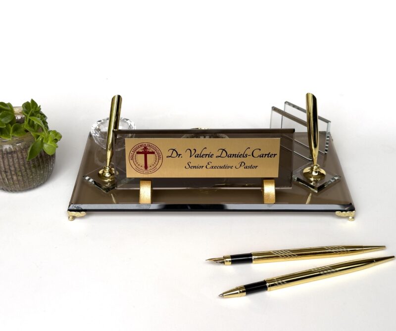 il_fullxfull.6536086481_mh2o.jpg Custom Pastor Gift 1.77 x 5.90 in | Bronze Glass Set