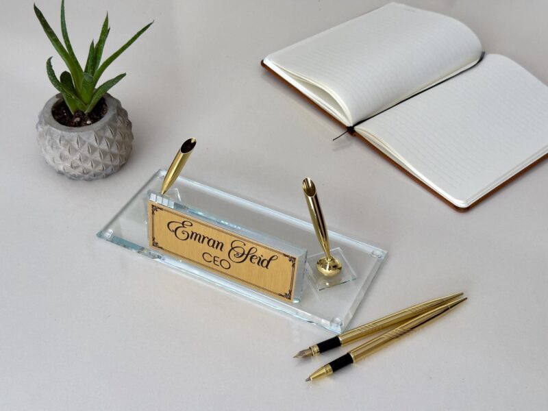 crystal-glass-desk-name-plate-2-gold-pens
