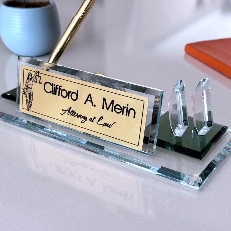 Lawyer Desk Accessory 1.77 x 5.90 inches Crystal Glass with Themis Logo Clock Pen and Card Holder