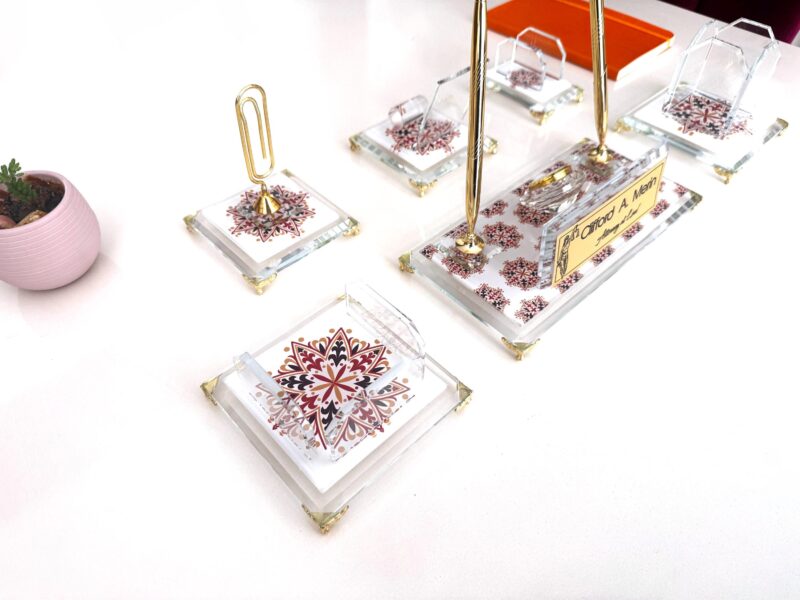 Luxury Office Decor 6-Piece Set with Gold Feet Personalized Nameplate Clock Phone and Card Holder Luxury Office Decor 6-Piece Set with Gold Feet Personalized Nameplate Clock Phone and Card Holder